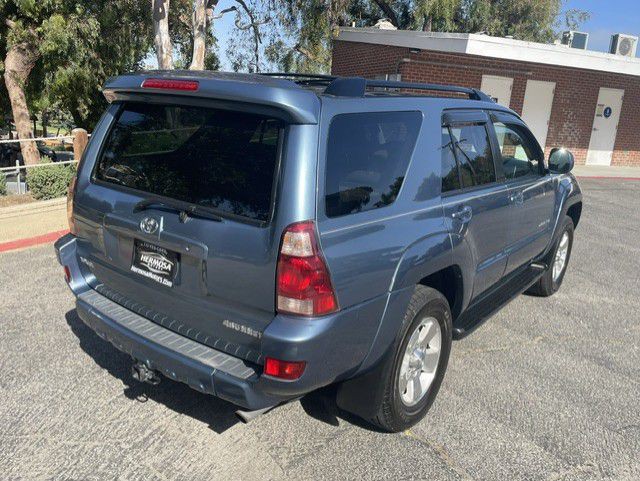 2005 Toyota 4Runner Image 3