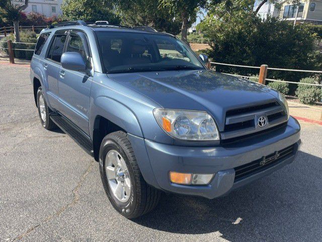 2005 Toyota 4Runner Image 30