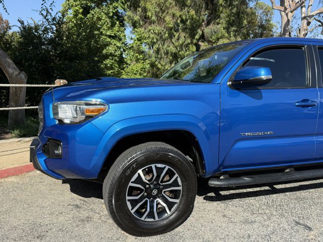2016 Toyota Tacoma Image 4