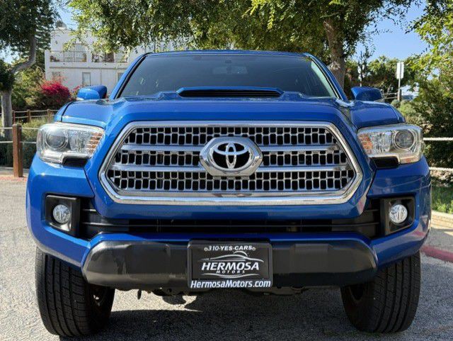 2016 Toyota Tacoma Image 28