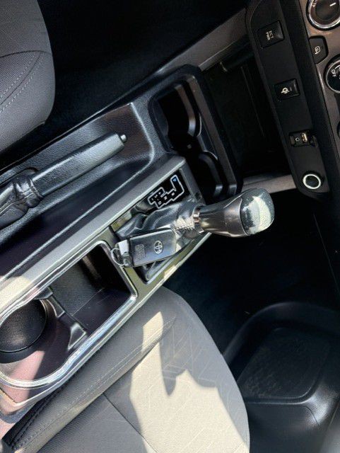 2016 Toyota Tacoma Image 41