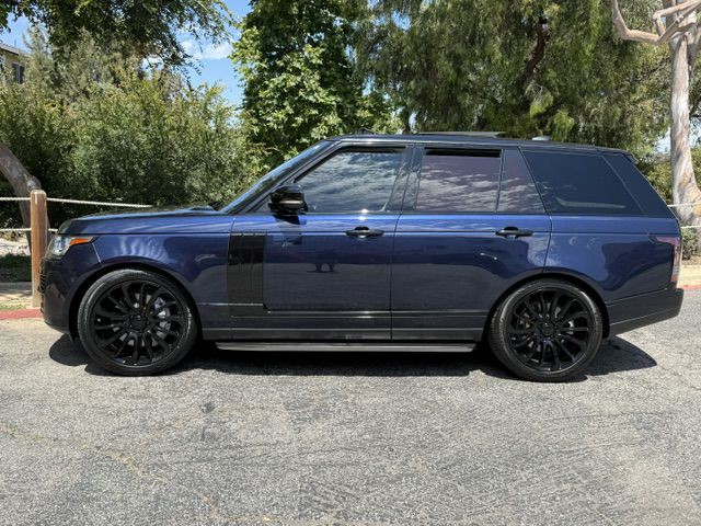 2017 Land Rover Range Rover Image 3