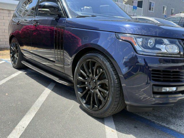 2017 Land Rover Range Rover Image 8