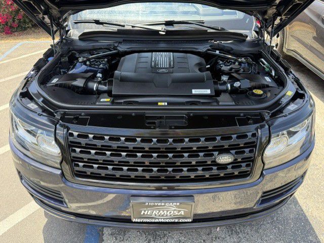 2017 Land Rover Range Rover Image 17