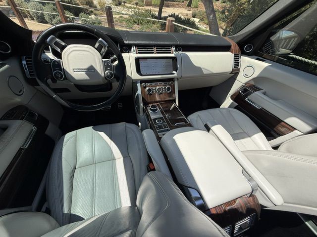 2017 Land Rover Range Rover Image 28