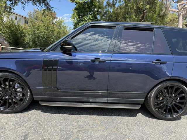 2017 Land Rover Range Rover Image 31