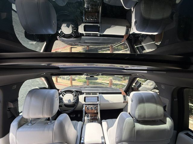 2017 Land Rover Range Rover Image 52