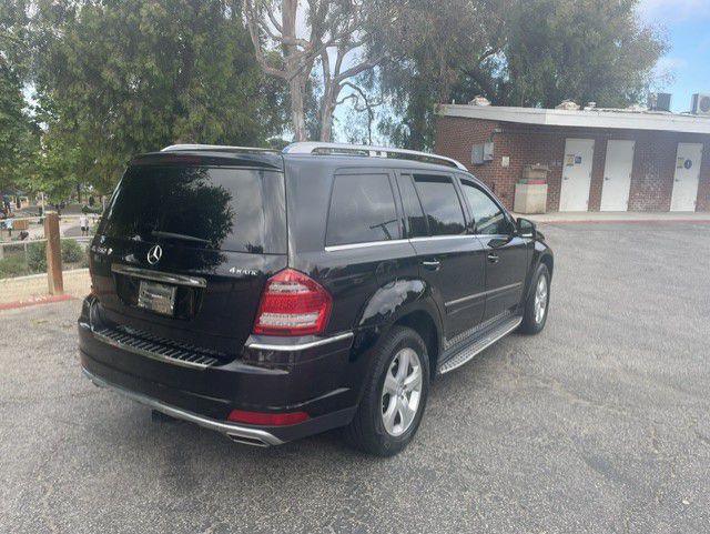 2012 Mercedes-Benz GL-Class Image 3