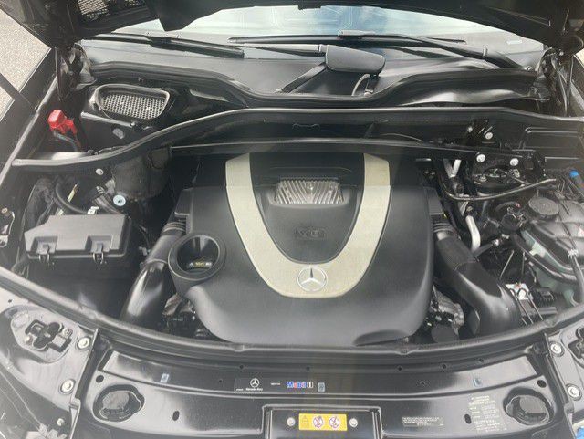 2012 Mercedes-Benz GL-Class Image 10