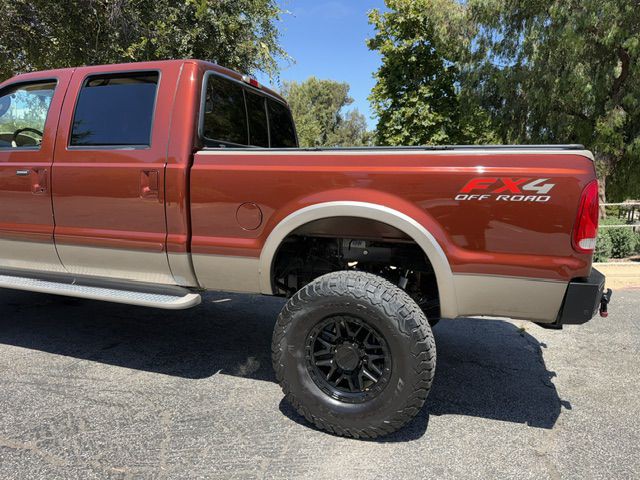 2005 Ford F-250 Image 21