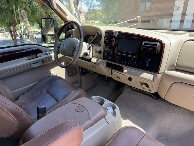 2005 Ford F-250 Image 27