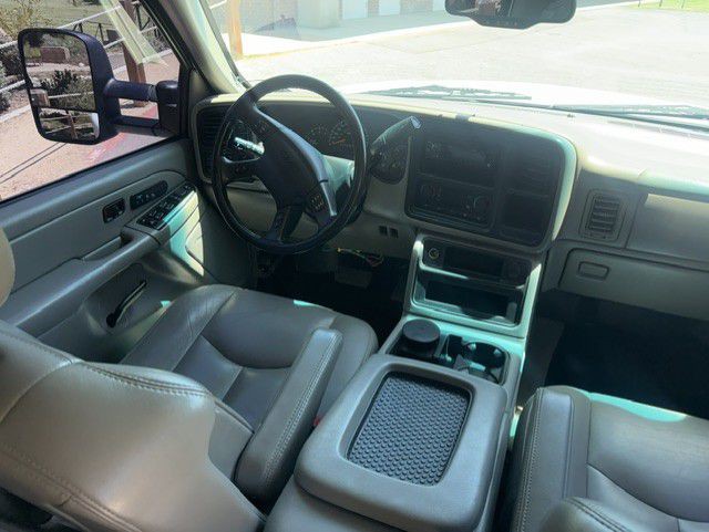 2006 GMC Sierra Image 6