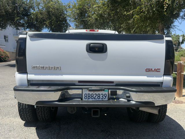 2006 GMC Sierra Image 53