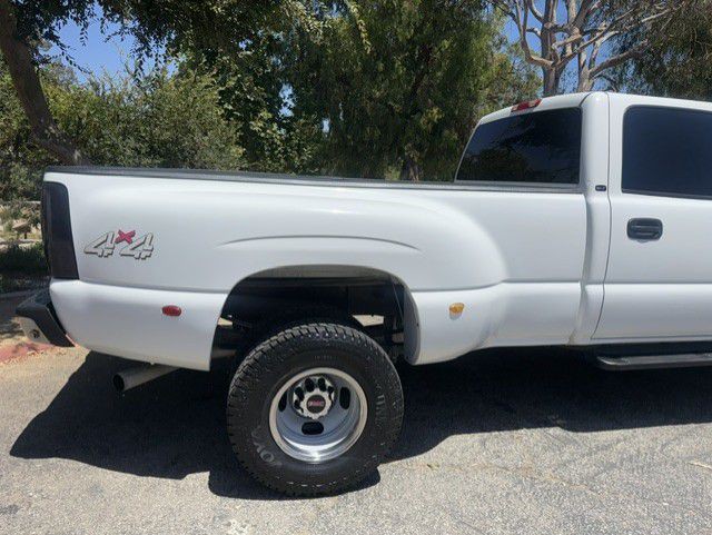 2006 GMC Sierra Image 12