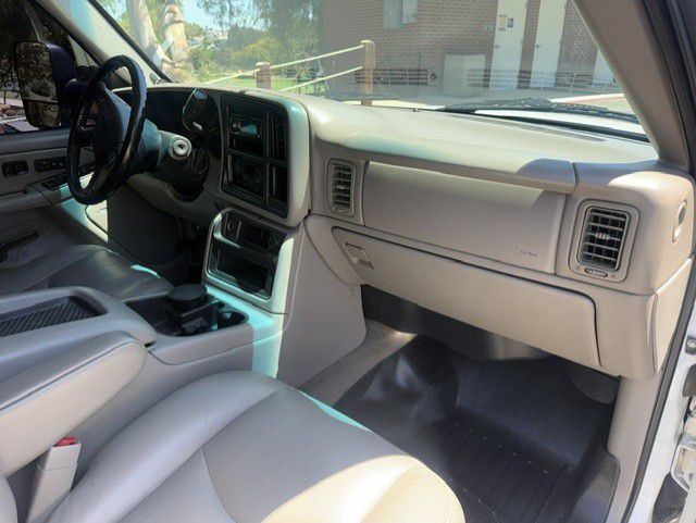 2006 GMC Sierra Image 15