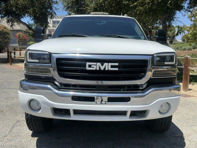2006 GMC Sierra Image 23