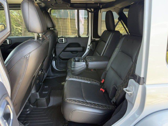 2022 Jeep Wrangler Unlimited Image 25