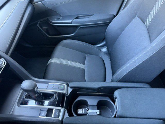 2016 Honda Civic Image 16