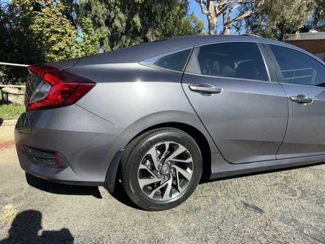 2016 Honda Civic Image 26