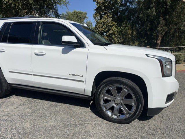 2015 GMC Yukon Image 9