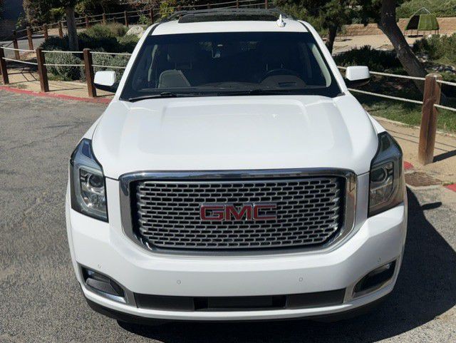 2015 GMC Yukon Image 13