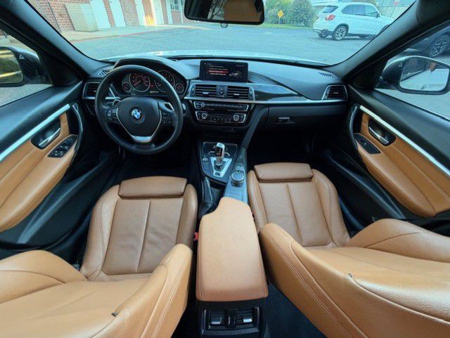 2018 BMW 3 Series Image 4