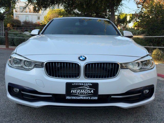 2018 BMW 3 Series Image 10