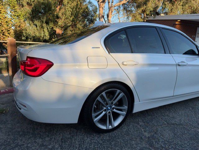 2018 BMW 3 Series Image 31