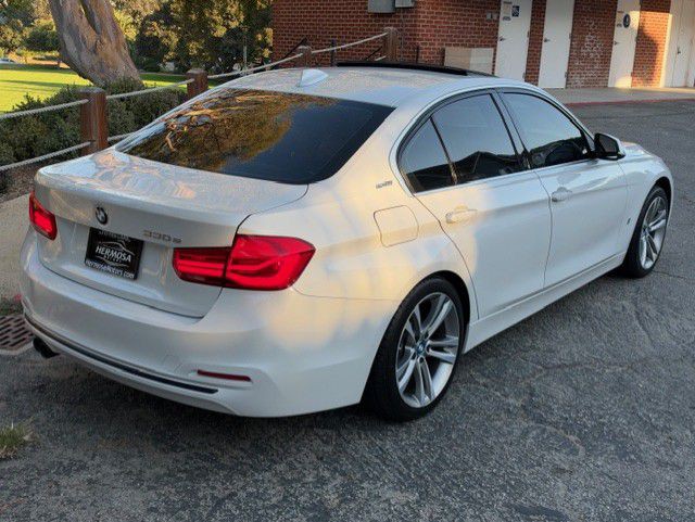 2018 BMW 3 Series Image 36