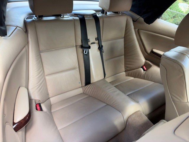 2005 BMW 3 Series Image 25