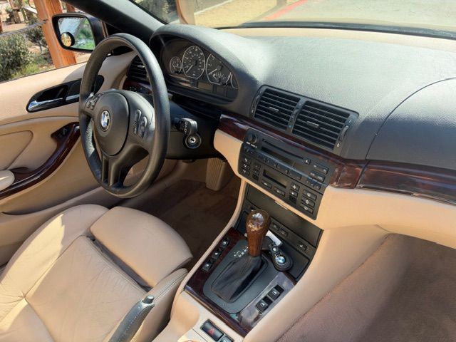 2005 BMW 3 Series Image 35