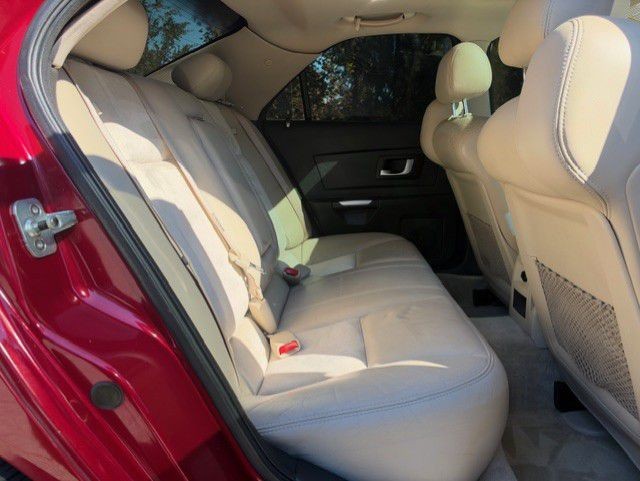 2005 Cadillac CTS Image 23
