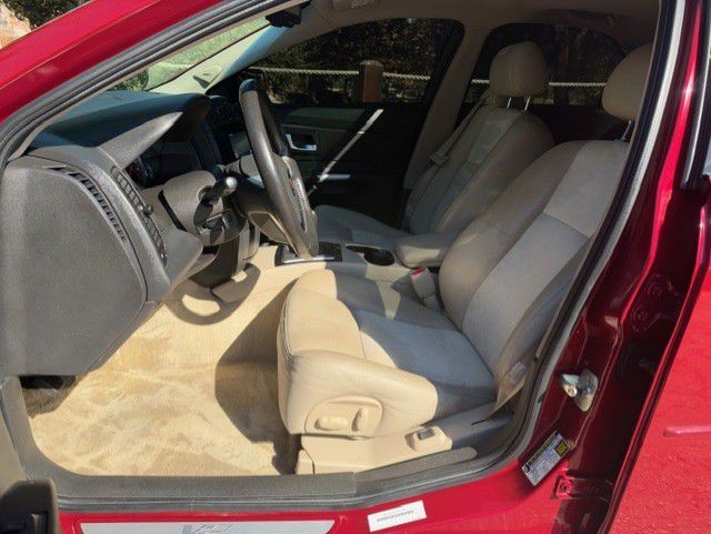 2005 Cadillac CTS Image 24