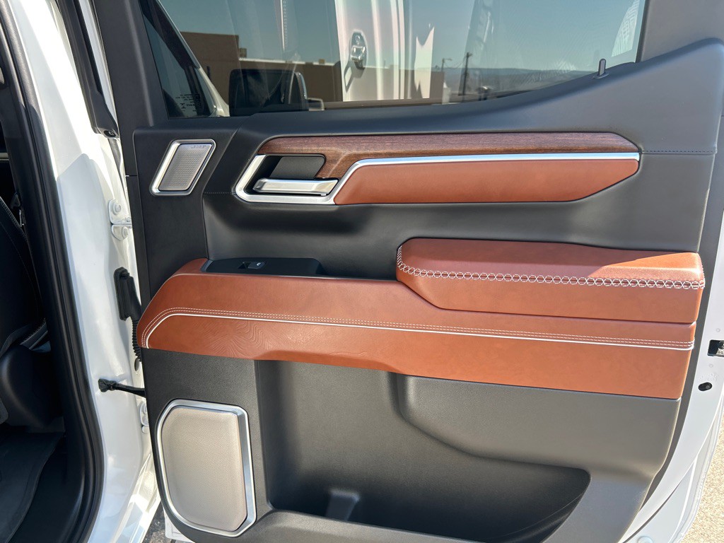 2024 GMC Sierra Image 6