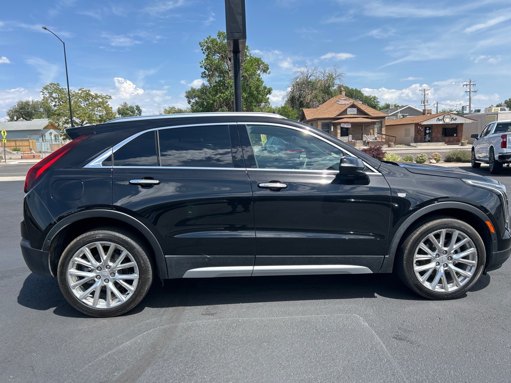 2023 Cadillac XT4 Image 5