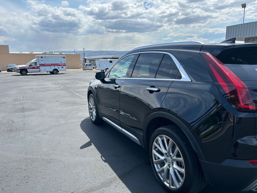 2023 Cadillac XT4 Image 8