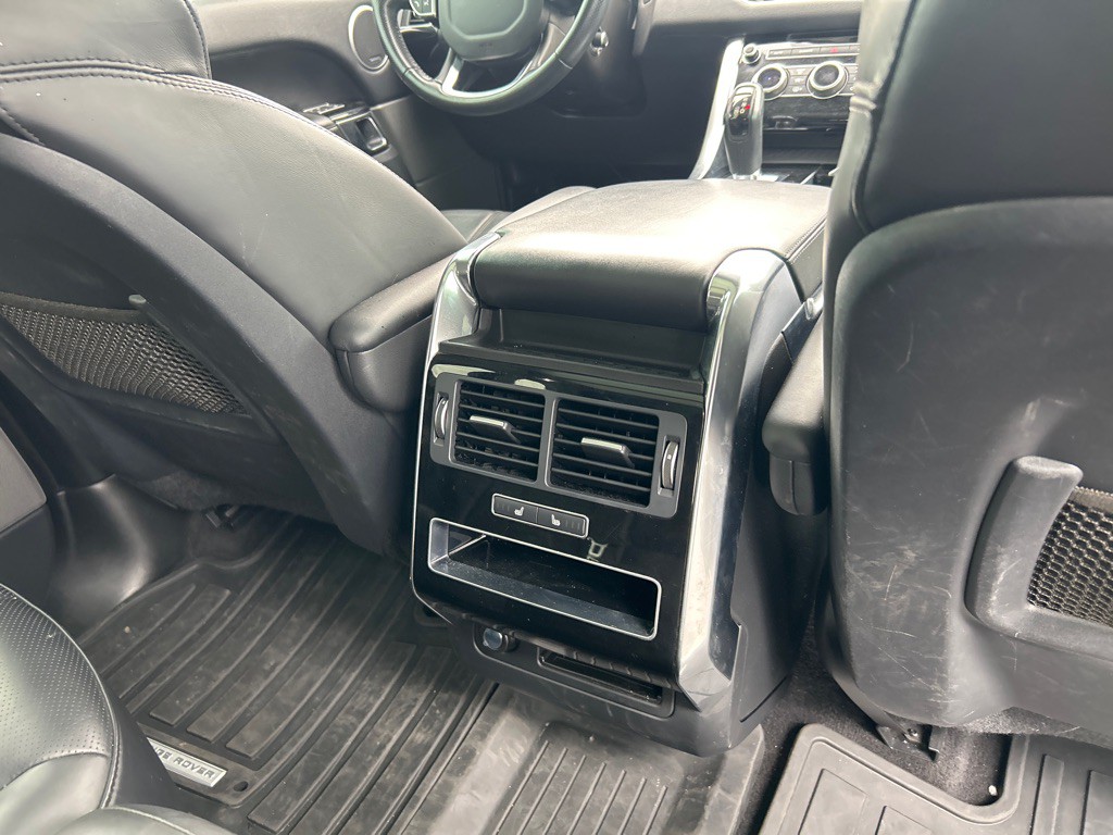 2017 Land Rover Range Rover Sport Image 16