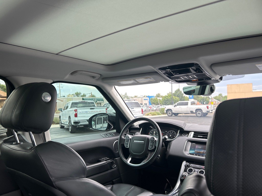 2017 Land Rover Range Rover Sport Image 17