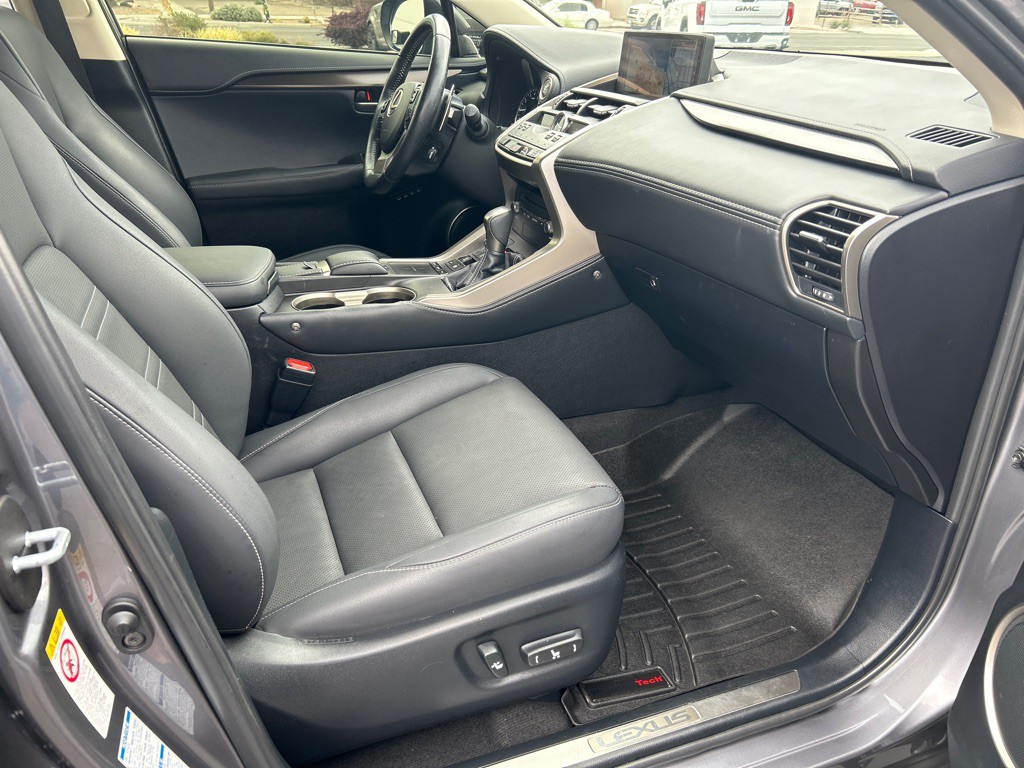 2020 Lexus NX Image 10