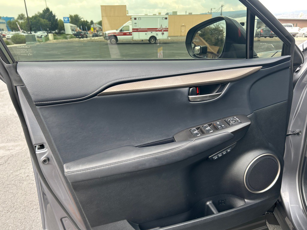 2020 Lexus NX Image 18