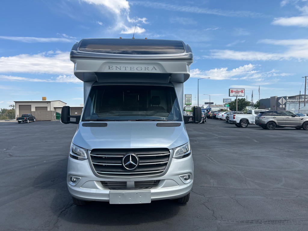 2022 Mercedes-Benz Sprinter Image 3