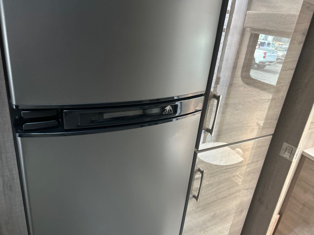 2022 Mercedes-Benz Sprinter Image 23