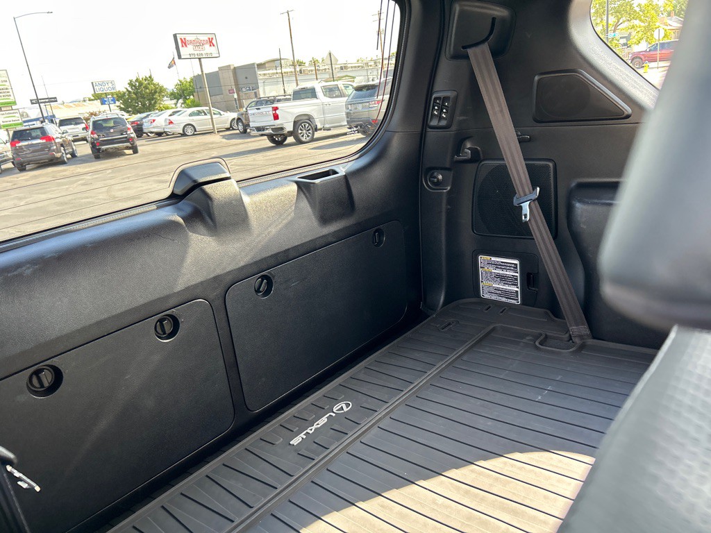2023 Lexus GX Image 19