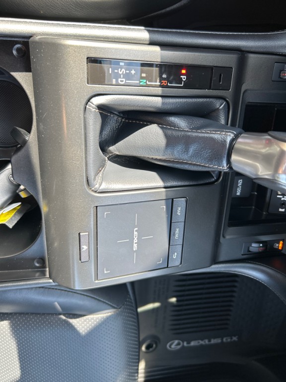 2023 Lexus GX Image 31
