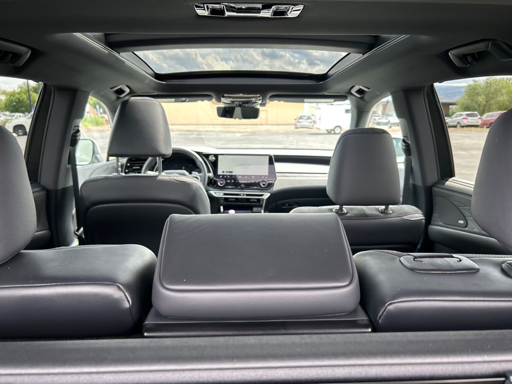 2025 Lexus RX Image 12