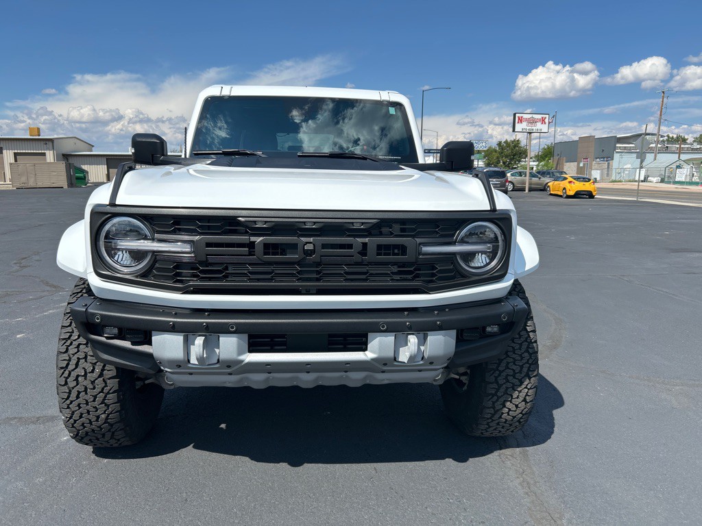 2024 Ford Bronco Image 2