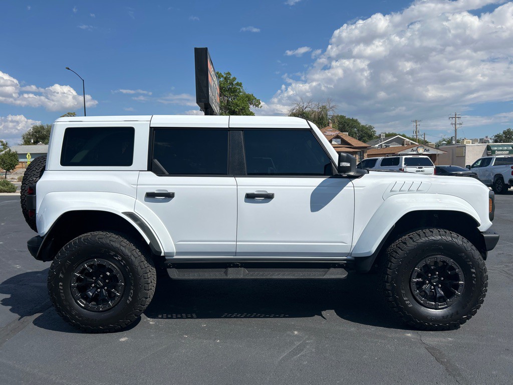 2024 Ford Bronco Image 4