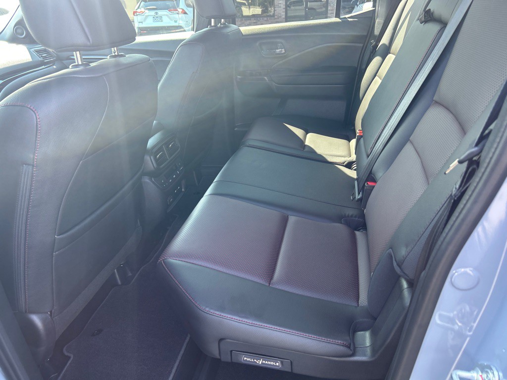 2025 Honda Ridgeline Image 16