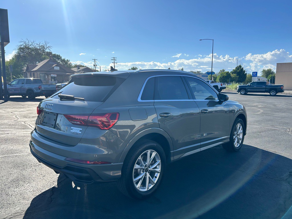 2024 Audi Q3 Image 6