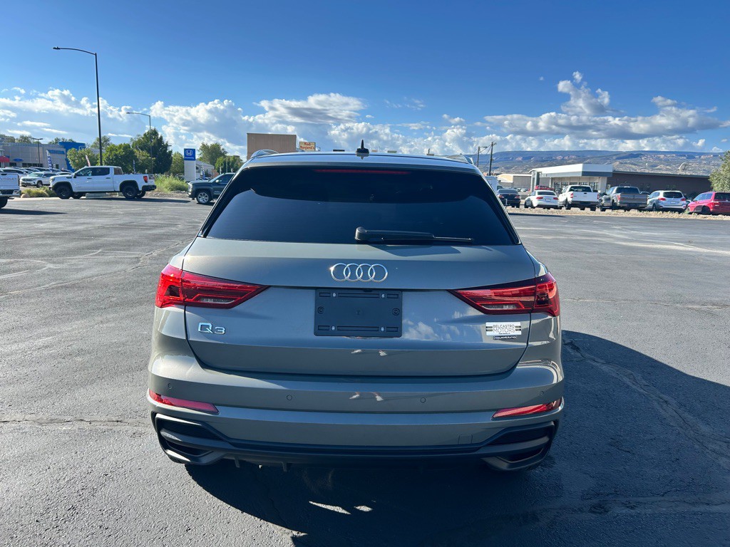 2024 Audi Q3 Image 7